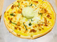 雪山榴莲松子薄饼-农畉LONFOOD(福田星河COCOPark店)