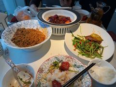 -千百味红餐厅·非遗江西菜(绿地双子塔总店)
