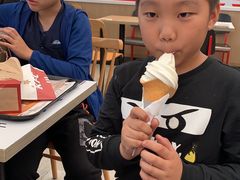 -肯德基(南京站A2检票口楼上)