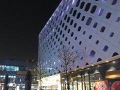 -杭州滨江宝龙城