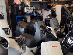 -五羊本田电动上海浦东店