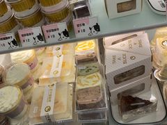 面包甜点陈列柜-欢牛蛋糕屋(萧山万象汇店)