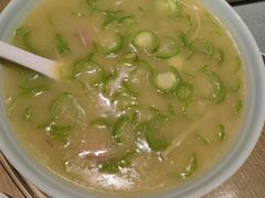 -渝信川菜 · 川味家常菜(财富购物中心店)