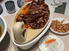 -八府香鸭·啫啫煲(华山路店)