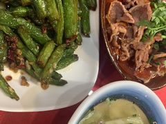 -冯烫烫跷脚牛肉·川菜小馆(武胜西街店)