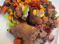 椒盐猪蹄-天桥饭店·特色海鲜(金山嘴渔村店)
