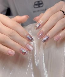 -UU·NAIL美甲美睫專門店