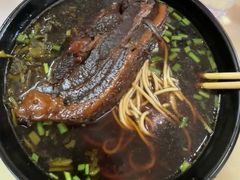 -小龙大肉面馆