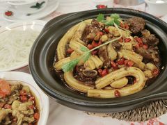 -堂瓦里·33年传统赣菜(第一街区店)