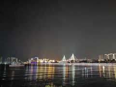-万绿园