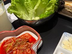 -山川小町·极番烧肉(新地假日广场店)
