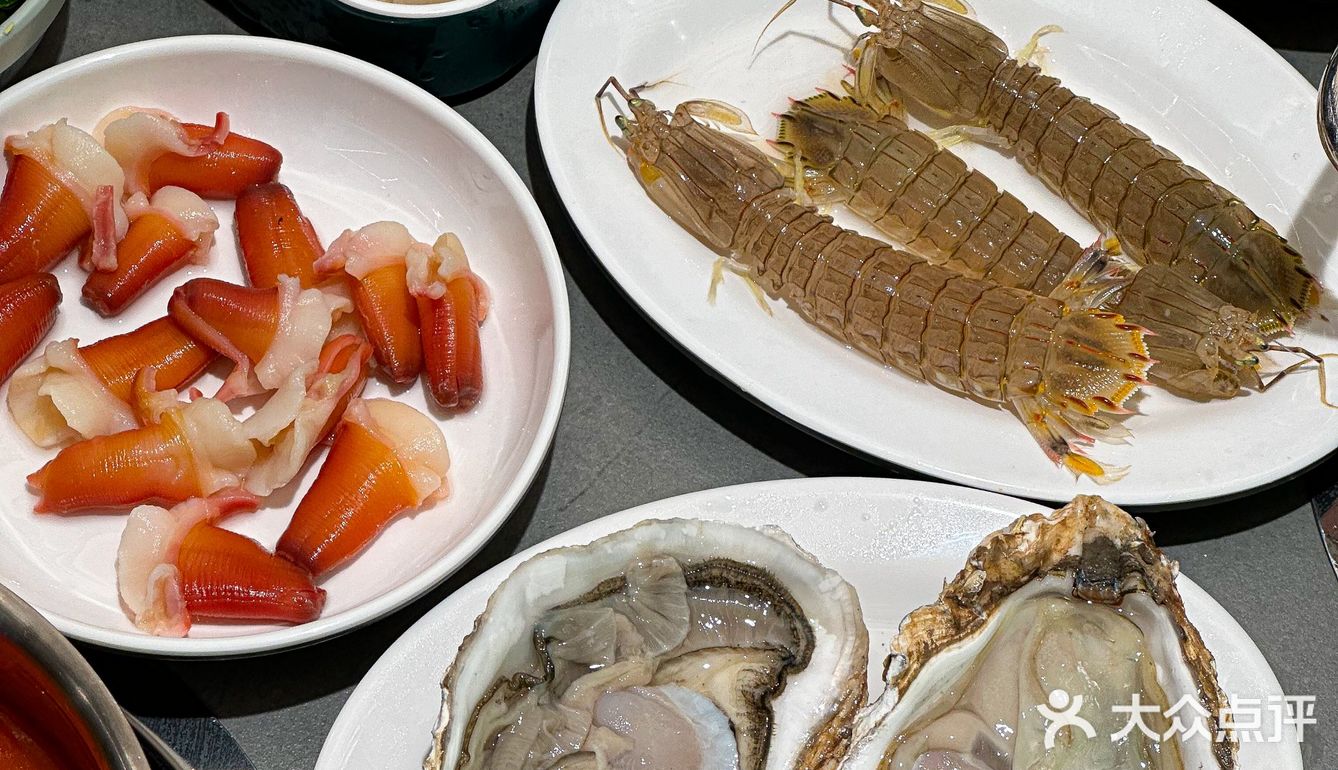 仿佛来到水族馆用餐🐠上百款海鲜火锅
