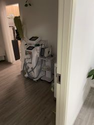 -凡碧诗毛孔收细