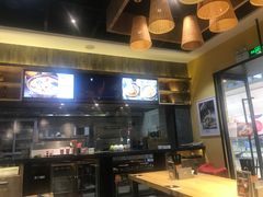 -蒙自源过桥米线(红谷滩万达店)