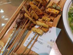 -伊京轩兰州牛肉面(闹市口店)