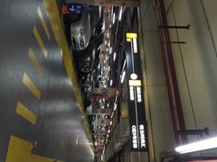 iphone_upload_pic-万达广场-停车场