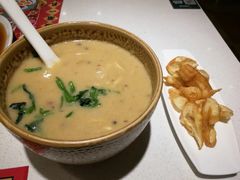 老济南甜沫-闫府私房菜·百年鲁菜(恒隆店)