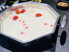 银杏胡椒猪肚鸡-新草堂锅物料理(泉城路店)