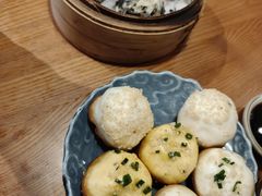 -鑫震源·苏式大虾生煎(山塘街店)