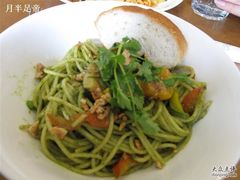 香菜酱直身面-榖屋house of flour(张江首店)