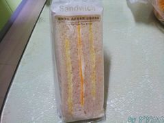 -85度C(生甜甜圈研究工坊·上海平凉店)