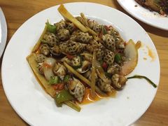 -岛中岛·海鲜大排档·万宁老字号(东澳店)