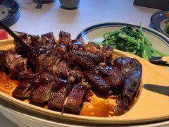 -八府香鸭·啫啫煲(华山路店)