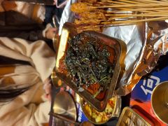 -何师烧烤Pro ·江湖川菜·小龙虾·精酿(太古里旗舰店)