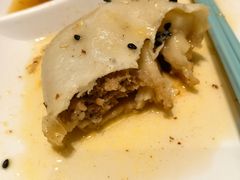 -小杨生煎(金山百联购物中心3楼店)