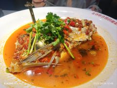 -坛宗剁椒鱼头(河西王府井店)