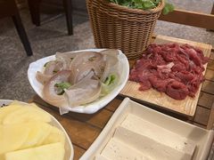 -黔味东南酸汤牛肉火锅(太平路一店)