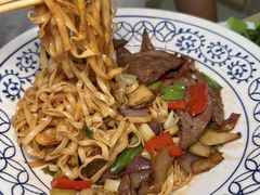 -李与白包子铺(桐梓林店)