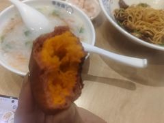 -李与白包子铺(桐梓林店)