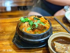 -万和春排骨砂锅米饭(湖北路店)