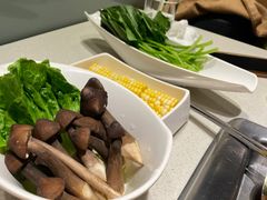 -海底捞火锅鲜切牛肉主题店(长寿路店)