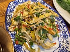 -蜗牛小馆醉乡民谣云南菜(惠新西里店)