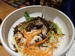 -云海肴·汽锅鸡·云南菜(天山百盛优客店)