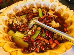 馋嘴牛蛙-龙门阵茶屋川菜馆(武康路店)