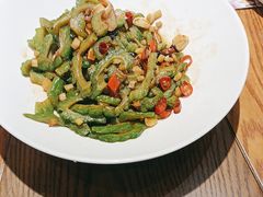 -黄泥岗·地道湖北菜(奥特莱斯店)