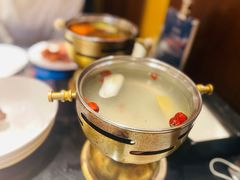 -小天鹅戴斯酒店鲸鲨百汇创作料理