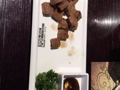 -HIHE Bistro·Oyster Bar(华熙live店)