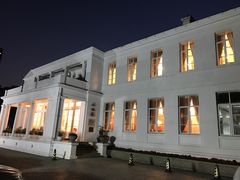 -南京双门楼宾馆(盐仓桥地铁站阅江楼店)