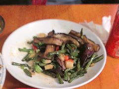 -柴窝堡22号辣子鸡·传承新疆菜