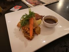 香煎鸡扒配龙利鱼-绿茵阁(体育西分店)