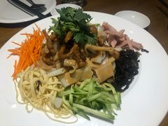 肉丝拉皮-隆喜元鱼汤包·海鲜(中联广场店)