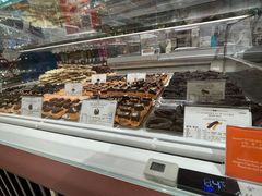 -VENCHI 闻绮(北京国贸商城店)