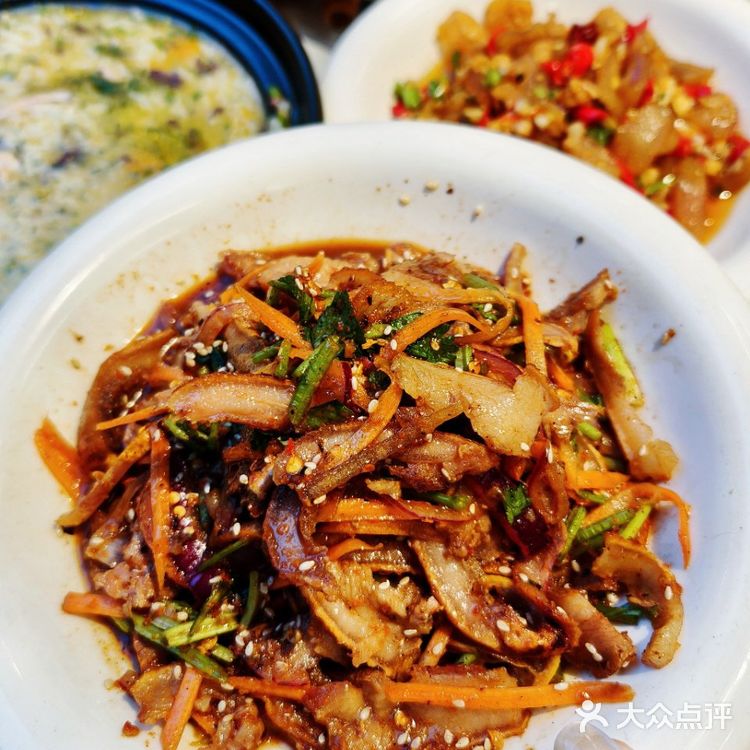 在昆明！发出疯狂尖叫的佤族风味烧烤！！