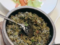 -沪华海鲜大酒楼(南汇店)