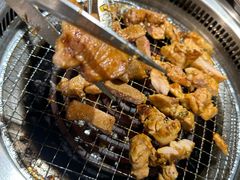 -明洞阿姨·韩式酱蟹烤肉·创意料理(三元桥店)