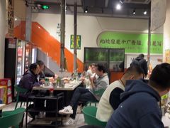 -山野的朋友露营炭火烤肉